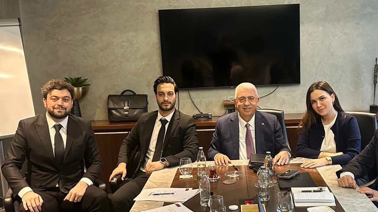 Ahlatcı Holding'den gelecek odaklı yapay zeka yatırımı: Bixcod